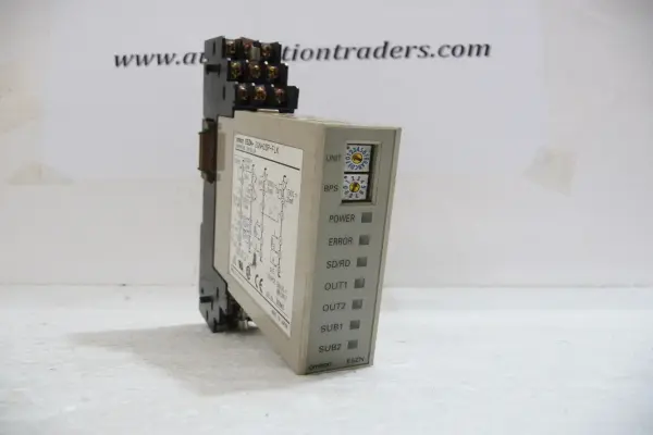 Temperature Controller with Base, E5ZN-2QNH03P-FLK, Omron